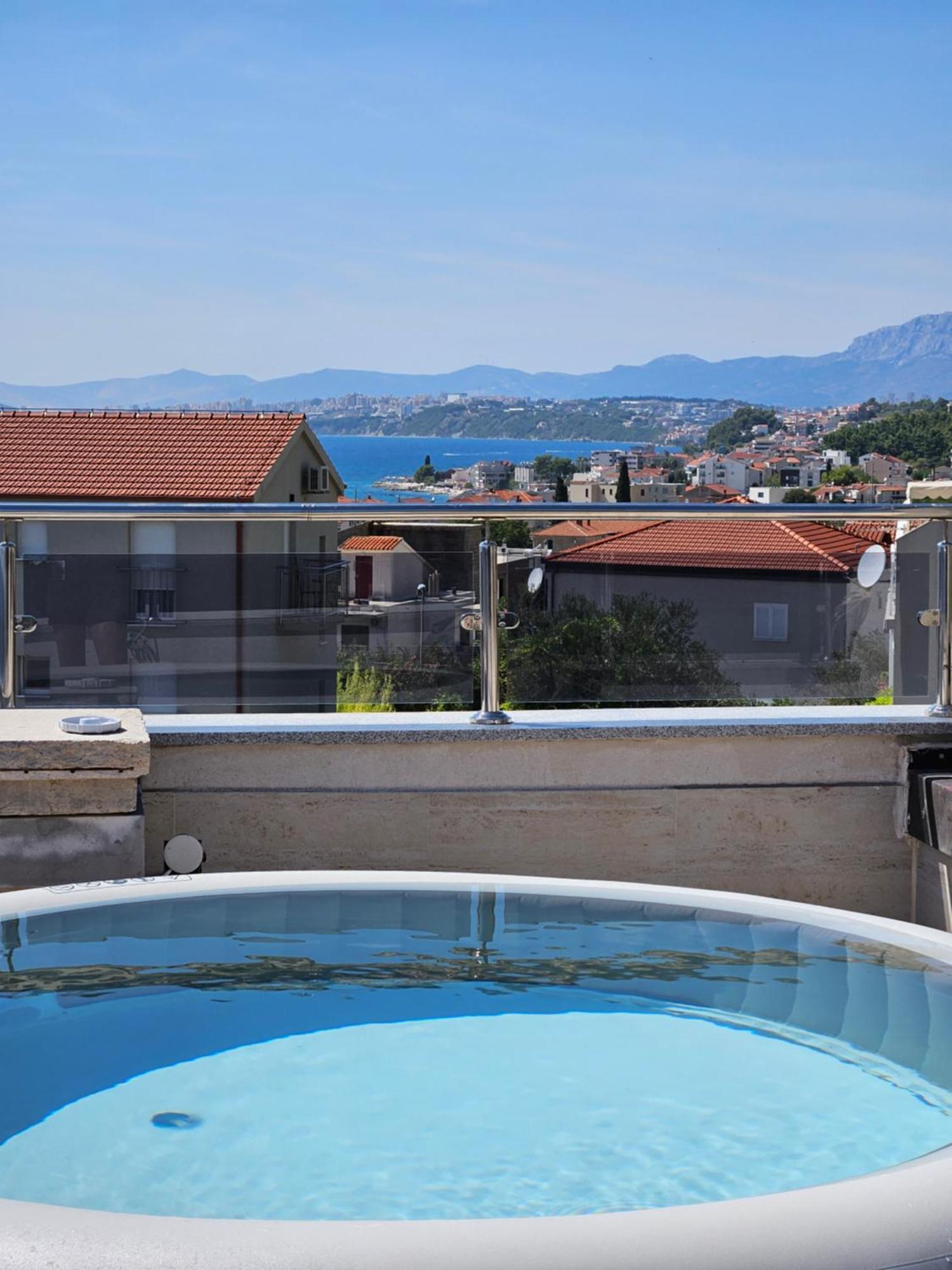 Modern Villa With Jacuzzi, Beautiful Sea View, Near Split! Villa 36A Podstrana Exterior photo